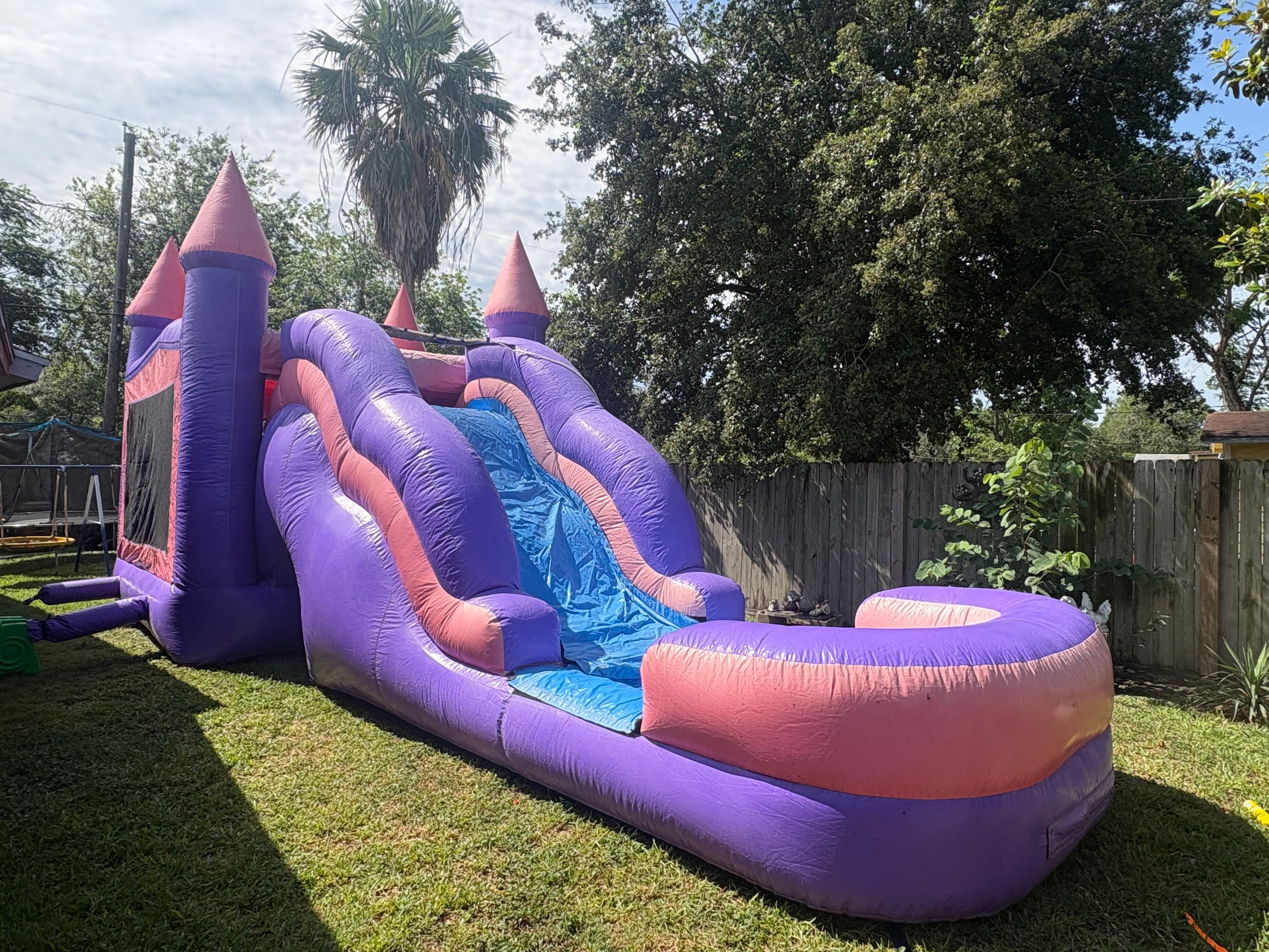 Dreamland Bounce House